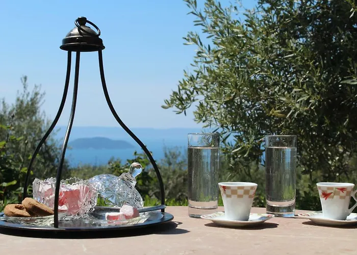 Petrino Spiti Parthenón