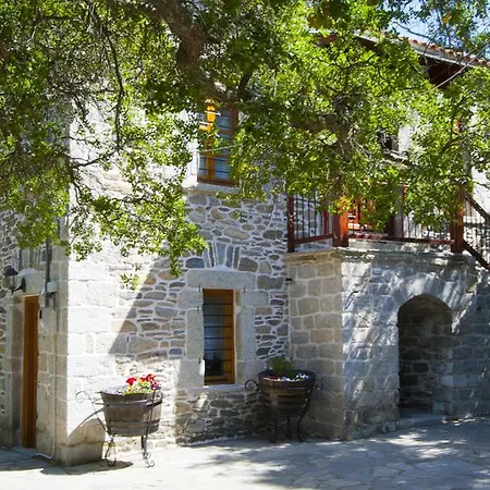 Petrino Spiti Villa
